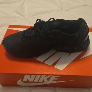 Nike Black Running Sneakers Air MAX DN